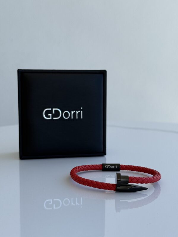 GDorri Nail Bracelet Red Blackened Box